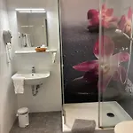 伊租梅尔帕餐厅酒店 酒店 3*