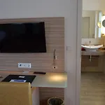Restaurant Itzumer Pass מלון הילדסהיים
